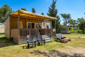 zaton eurocamp stacaravan premium azure